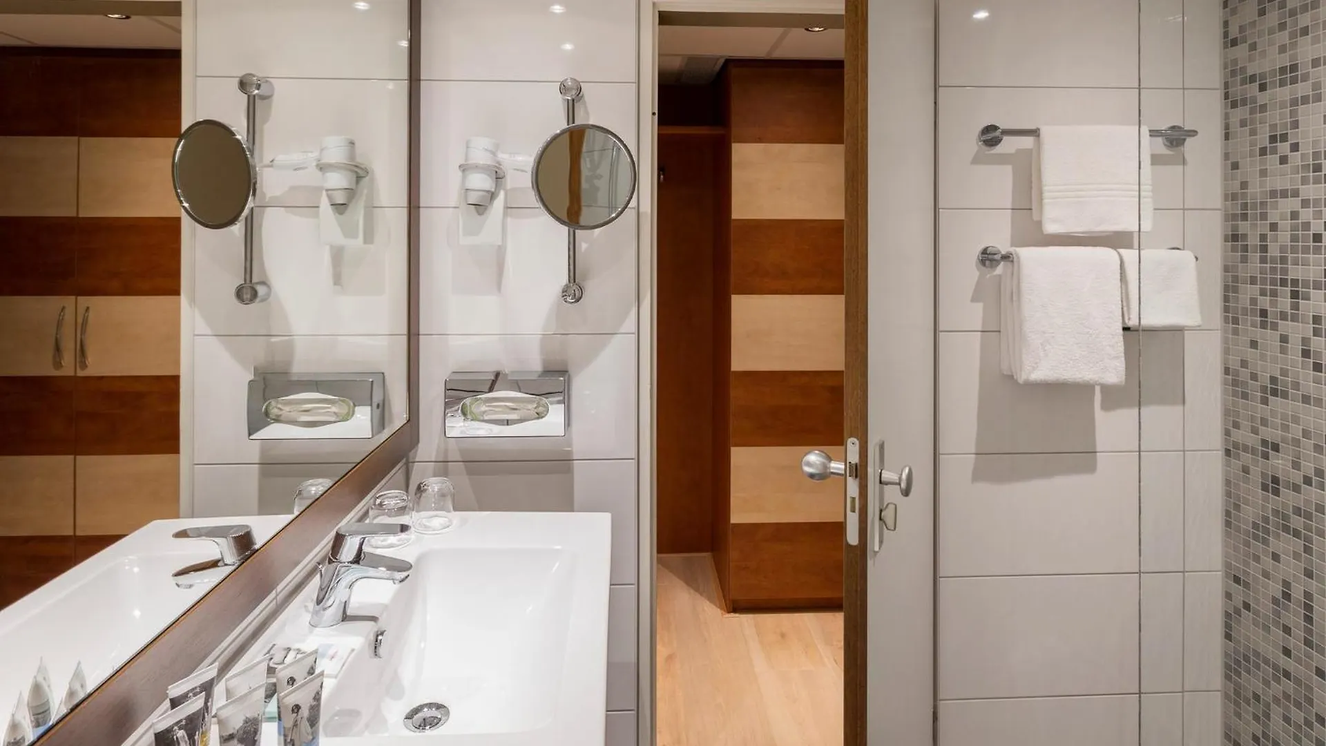 Mercure Hotel Amsterdam West 4*,  Países Baixos